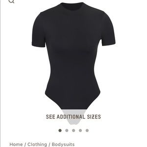Skims essential bodysuit